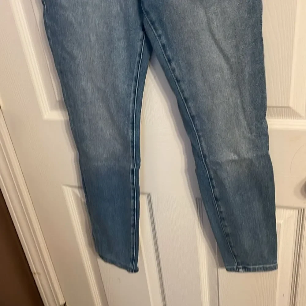 Good American Good Waist Crop Jeans Size 2/26 inseam NWT - Picture 3 of 8